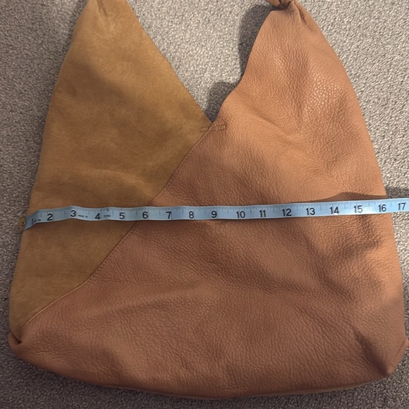Leather and suede shoulder bag - Picture 5 of 7